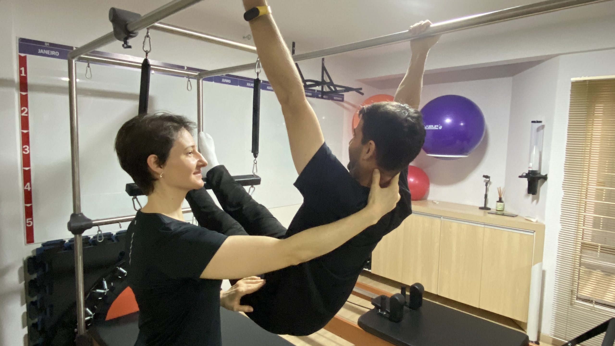 problemas-coluna-foz-do-iguacu-tratamento-postura-pilates-dores-coluna-reta-fisioterapia-de-lombar-cervical-dorsal-rpg-lombalgia-foz (17)